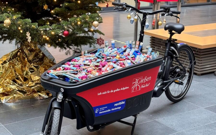 Nextbike Lastenrad im Gießener Rathaus